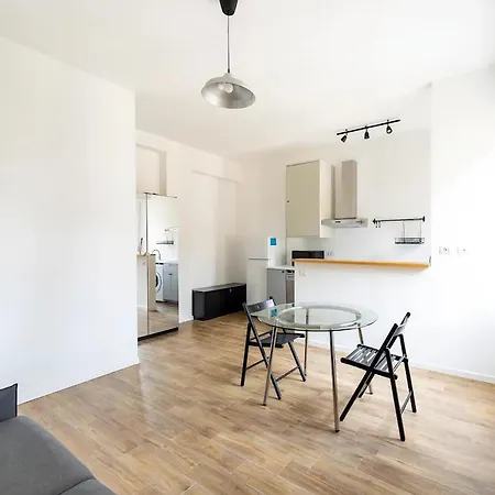 Santa Giulia - 15 Minutes From Centre Apartment