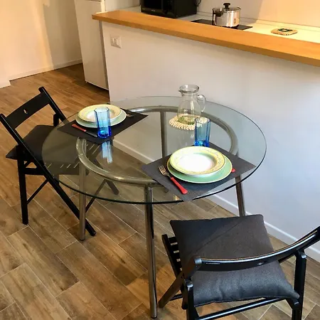 Apartment Santa Giulia - 15 Minutes From Centre Milan