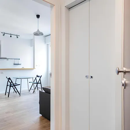 Apartment Santa Giulia - 15 Minutes From Centre Mailand